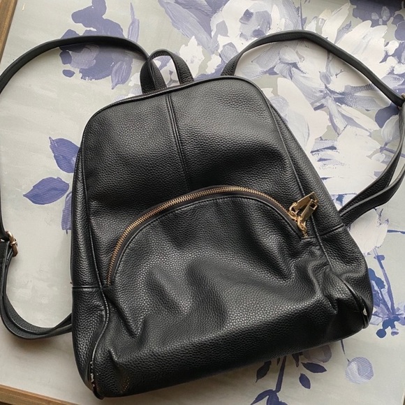 Scarleton black leather backpack - Picture 2 of 4